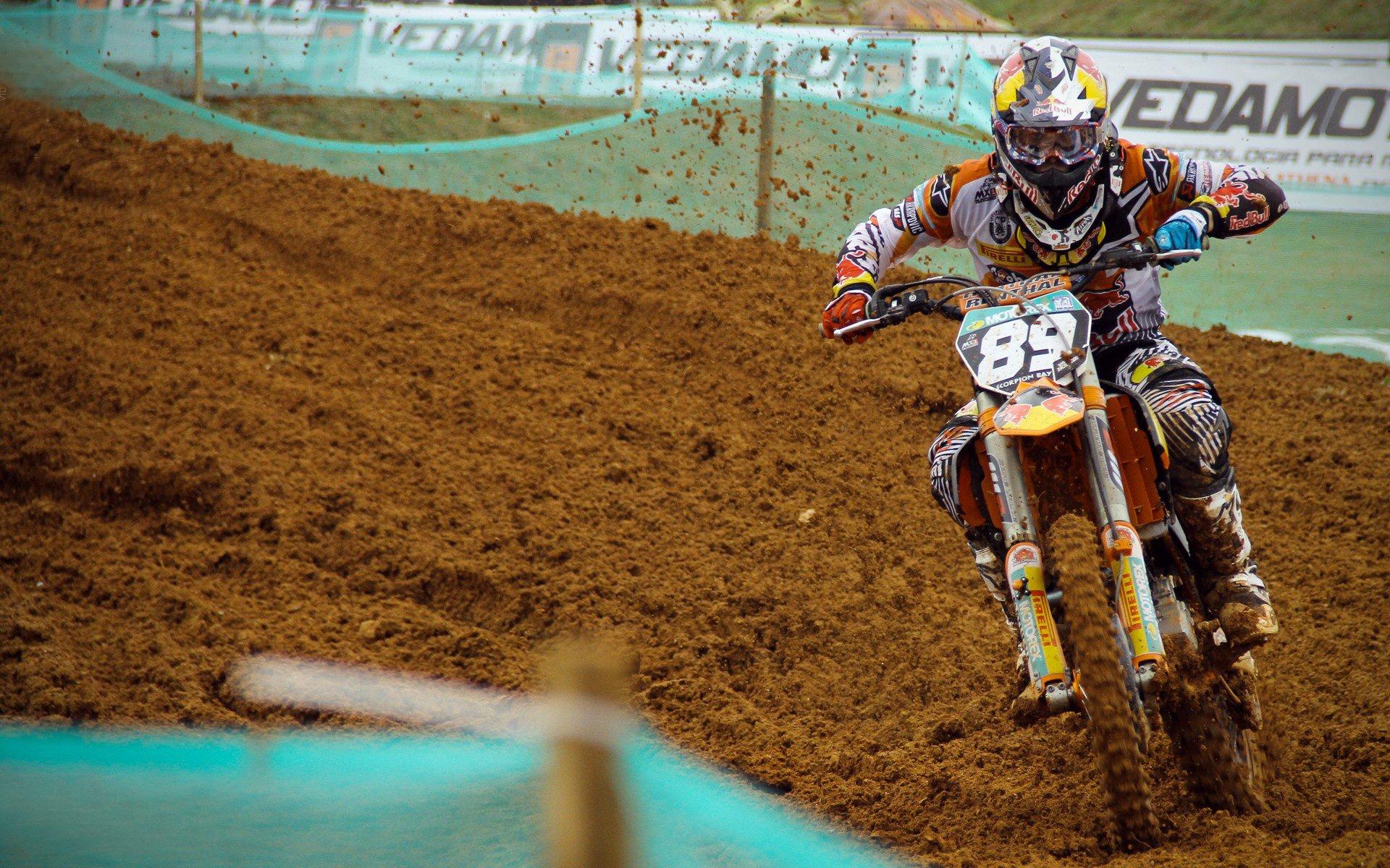 15岁新星道曼创纪录首发 阿森纳青春风暴再添璀璨一笔