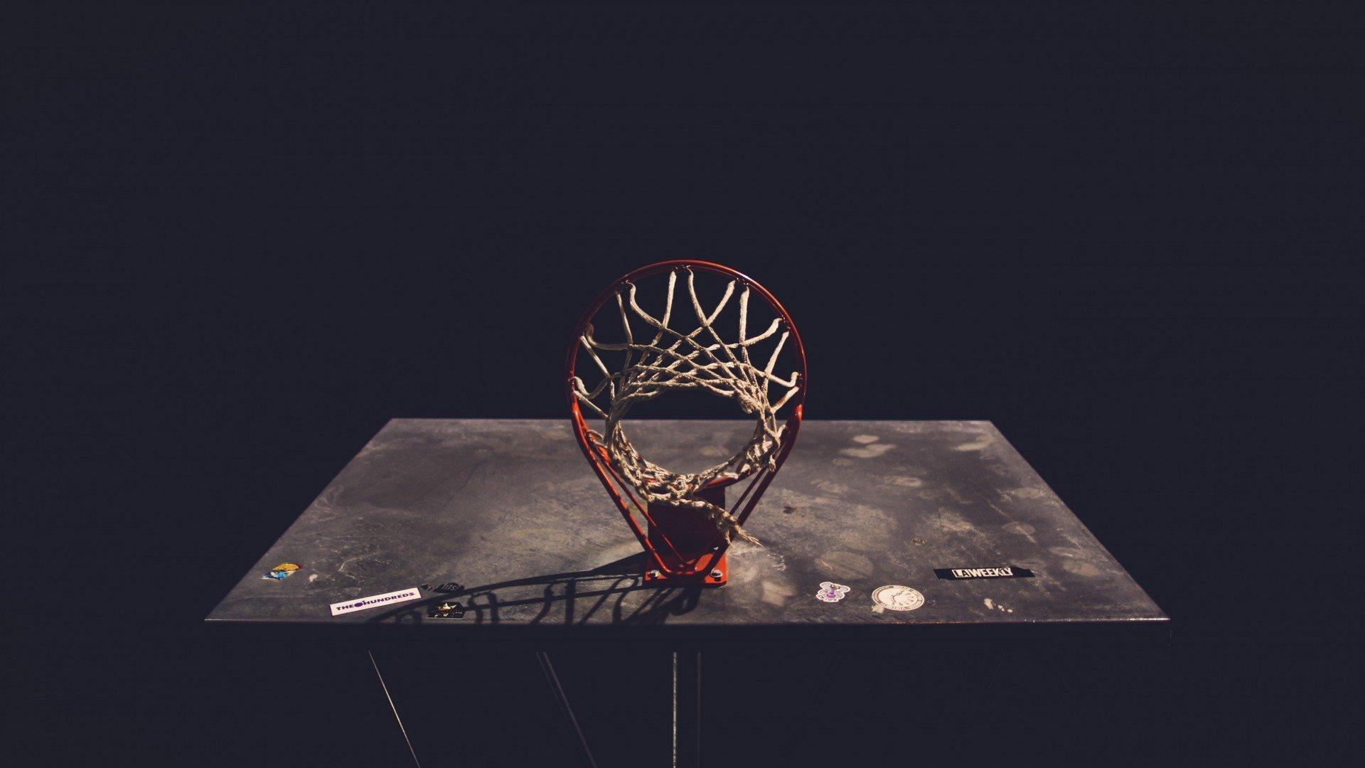 德转亚洲最贵十一人阵容出炉,三笘薰登顶估值榜,孙兴慜领衔锋线,中亚铁卫胡桑诺夫入选引关注