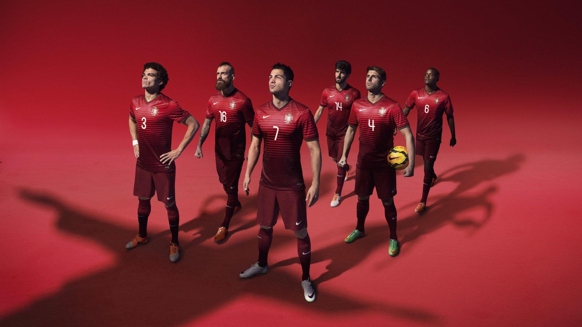 范戴克一锤定音引领防线革命，利物浦四球横扫法兰克福终结连败阴霾